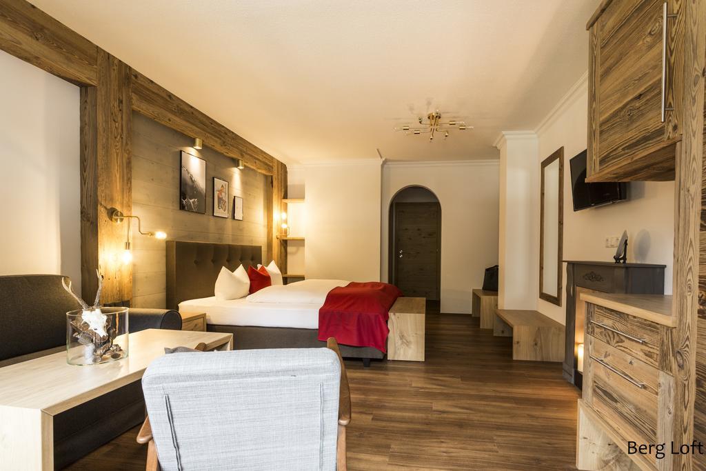 Boutique Hotel Mandarfnerhof Sankt Leonhard im Pitztal Exterior foto